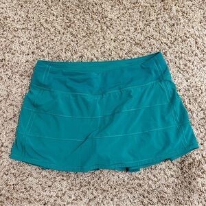 Lululemon pace rival mid rise